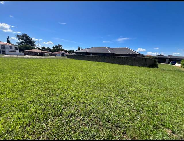 696M² VACANT LAND FOR SALE IN RISIVILLE